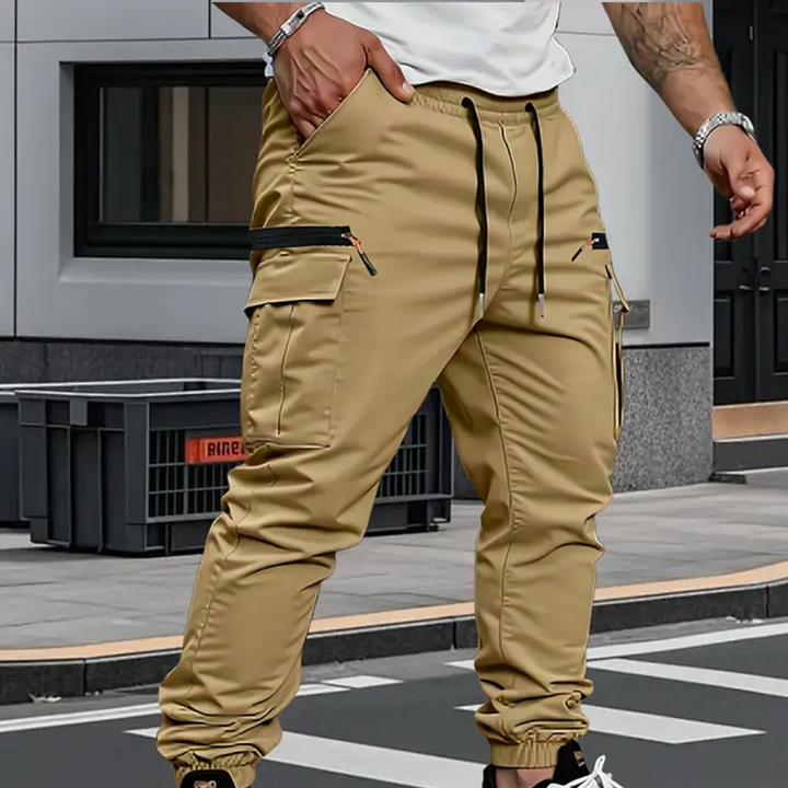 Herren Jogginghose mit ruhiger und klarer Struktur