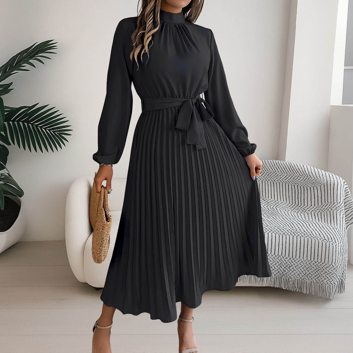 Midikleid mit Faltenrock und Bindegürtel