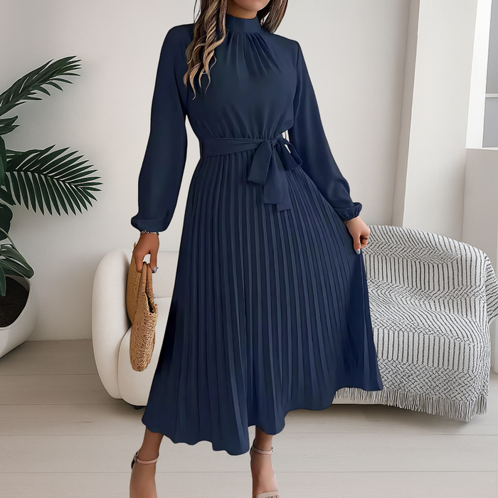 Midikleid mit Faltenrock und Bindegürtel