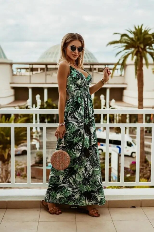 Böhmisches Bodenlanges Kleid mit Blumen und lockerer Form