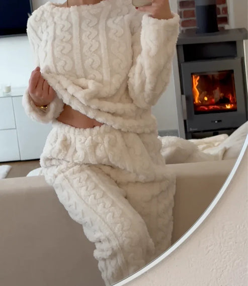 Damen-Pyjama-Set mit Pullover und Hose