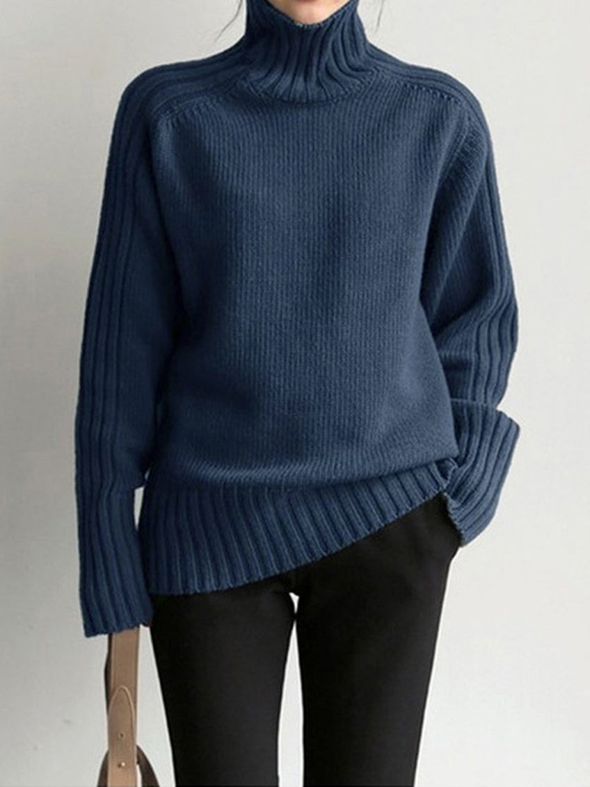 Eleganter Damenpullover mit hohem Kragen