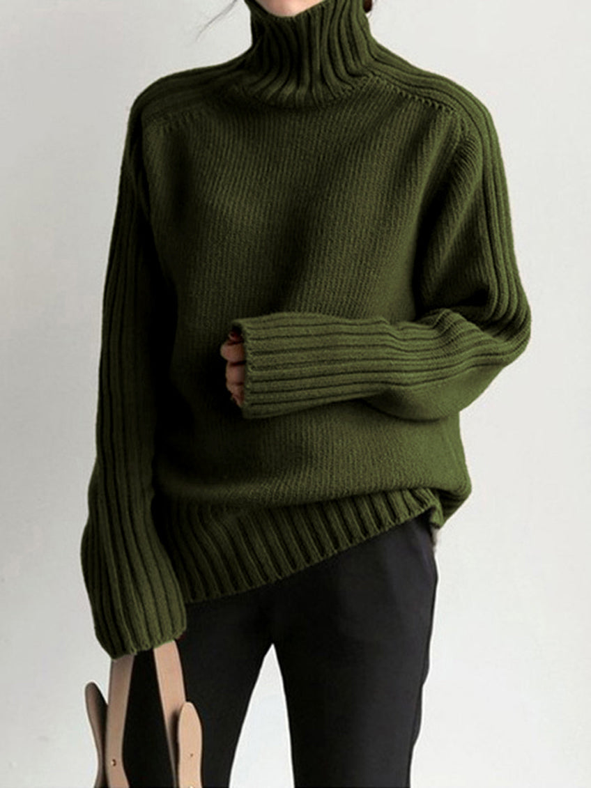 Eleganter Damenpullover mit hohem Kragen