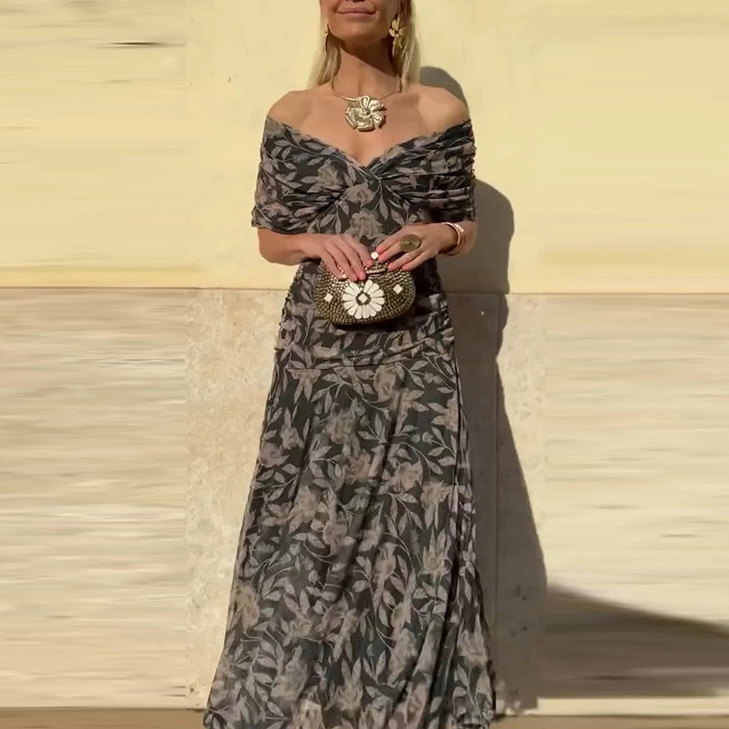 Elegantes wadenlanges Kleid mit lockerer Schulterform