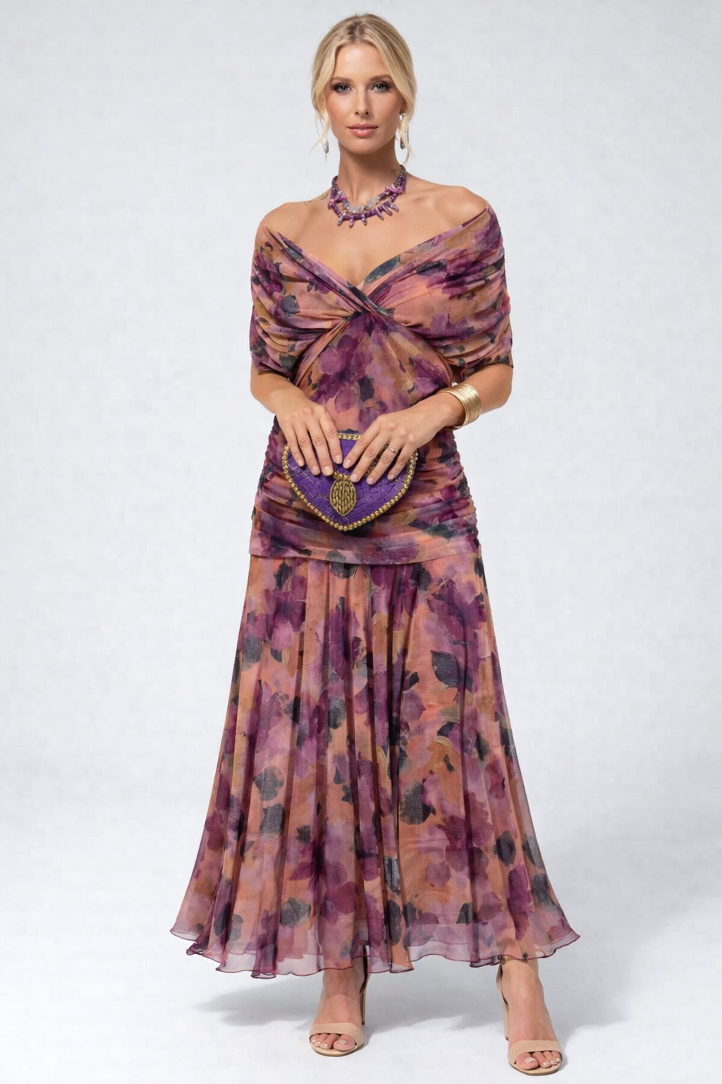 Elegantes wadenlanges Kleid mit lockerer Schulterform