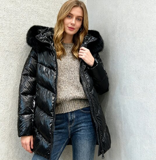 Halblanger Damen-Wintermantel mit eleganter Form
