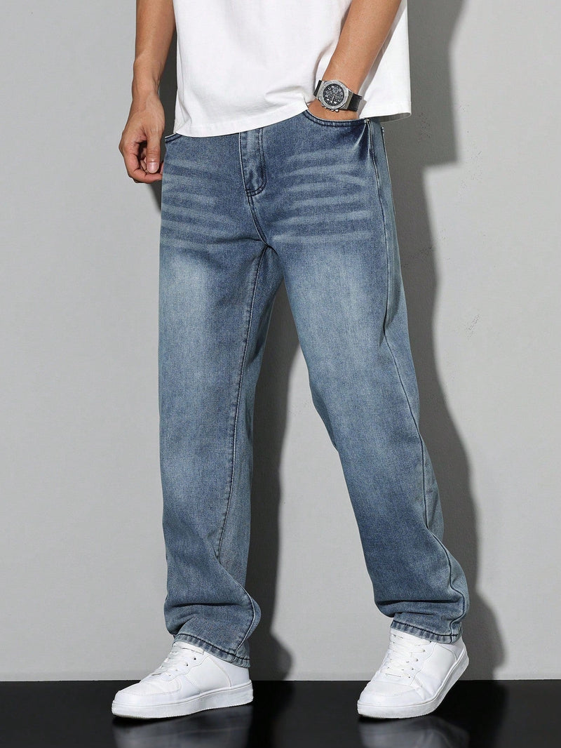 Herren Freizeithose mit gerader und zeitgemäßer Passform