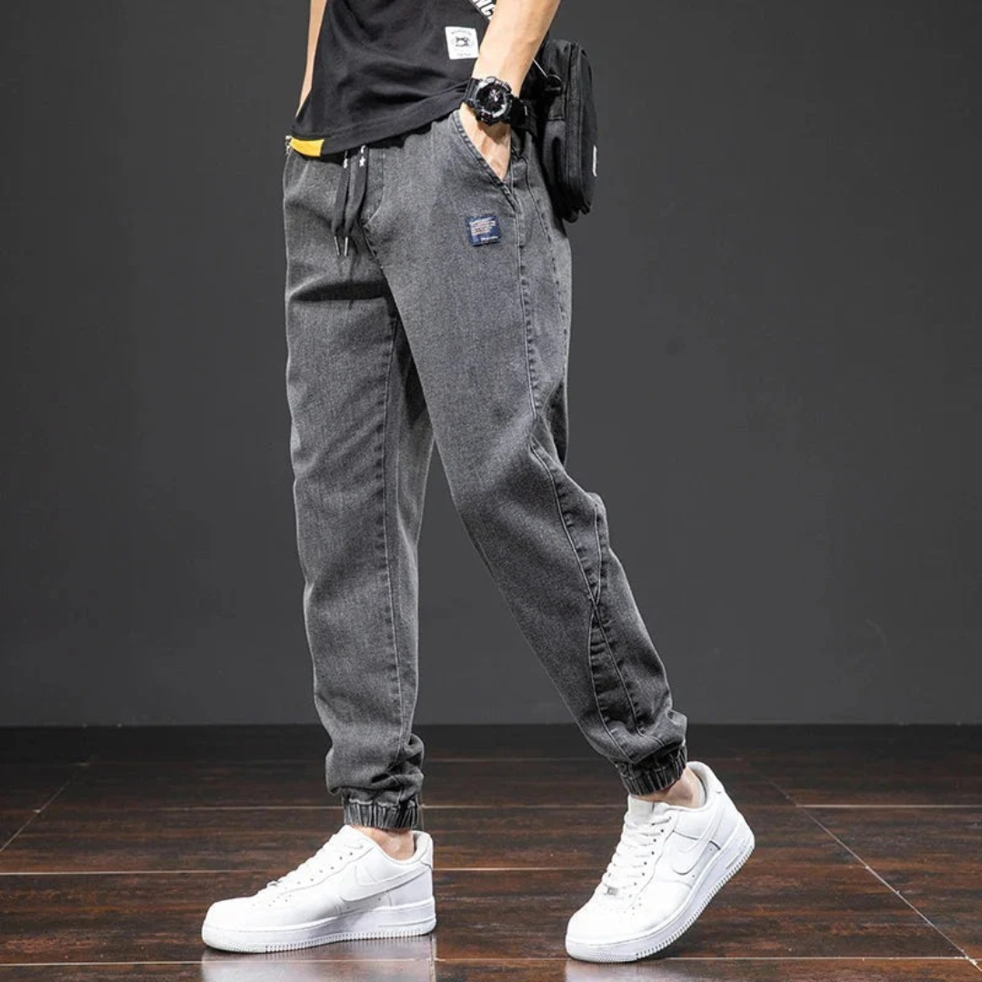 Herren Jogger Hose mit Kordel und schmalem Bein