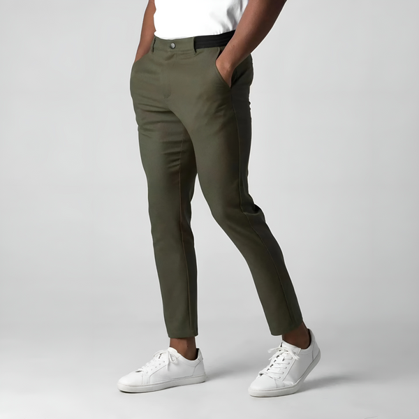 Moderne Chinohose für Herren im Alltag