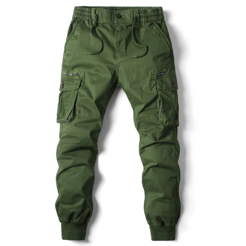 Herrenhose mit praktischen mehreren Taschen