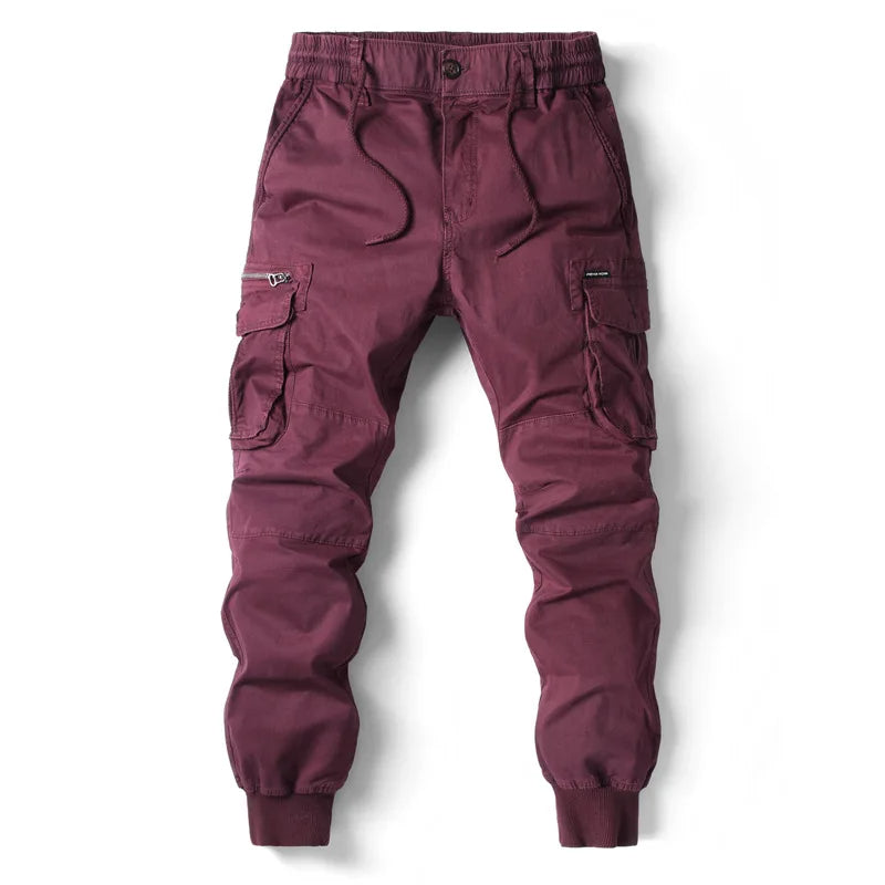 Herrenhose mit praktischen mehreren Taschen