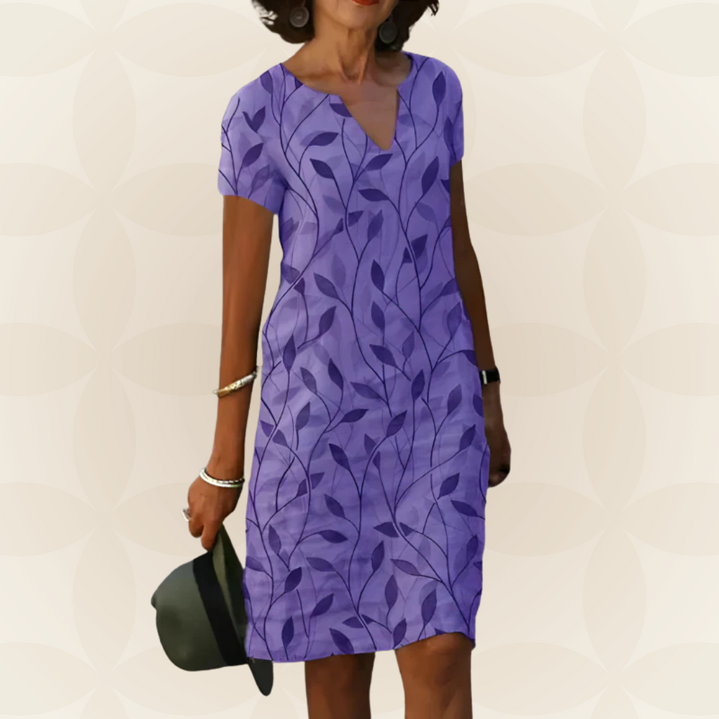 Kleid mit Blättermuster und kurzen Ärmeln