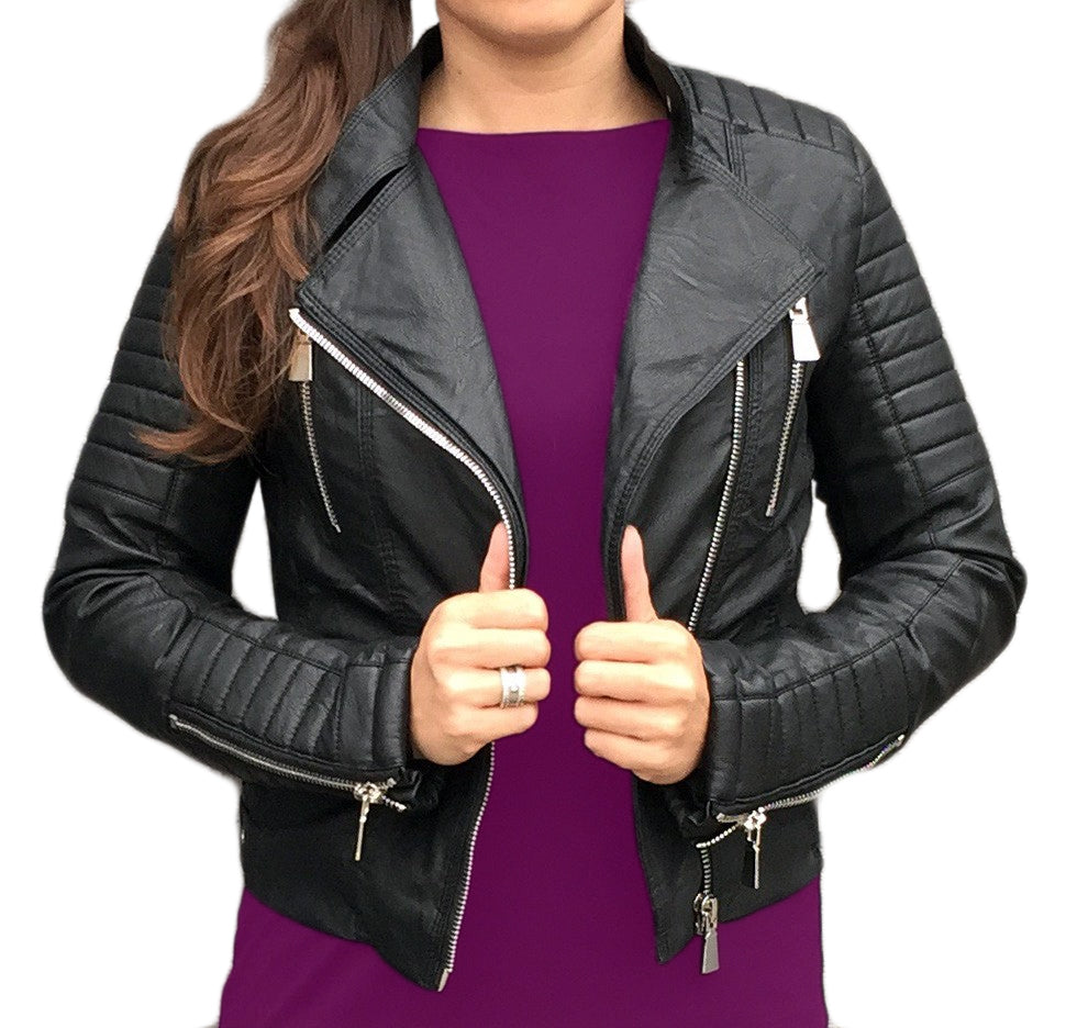 Kurze Damen Bikerjacke mit zeitgemäßer Form