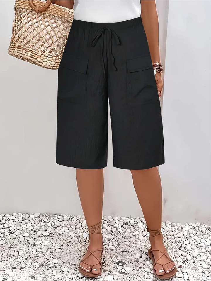 Kurze Hose mit weiter Form und lockerem Schnitt