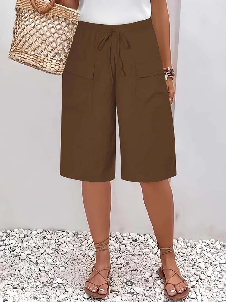 Kurze Hose mit weiter Form und lockerem Schnitt