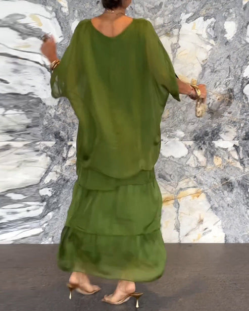 Langes Damenkleid mit lockerer fliessender Form