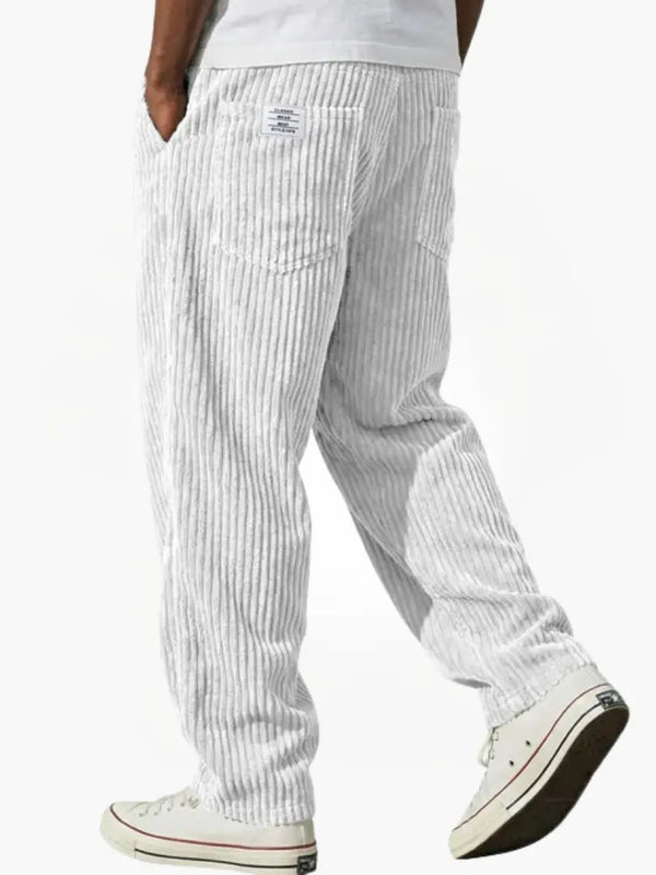 Lockere Herrenhose für gepflegte Freizeit