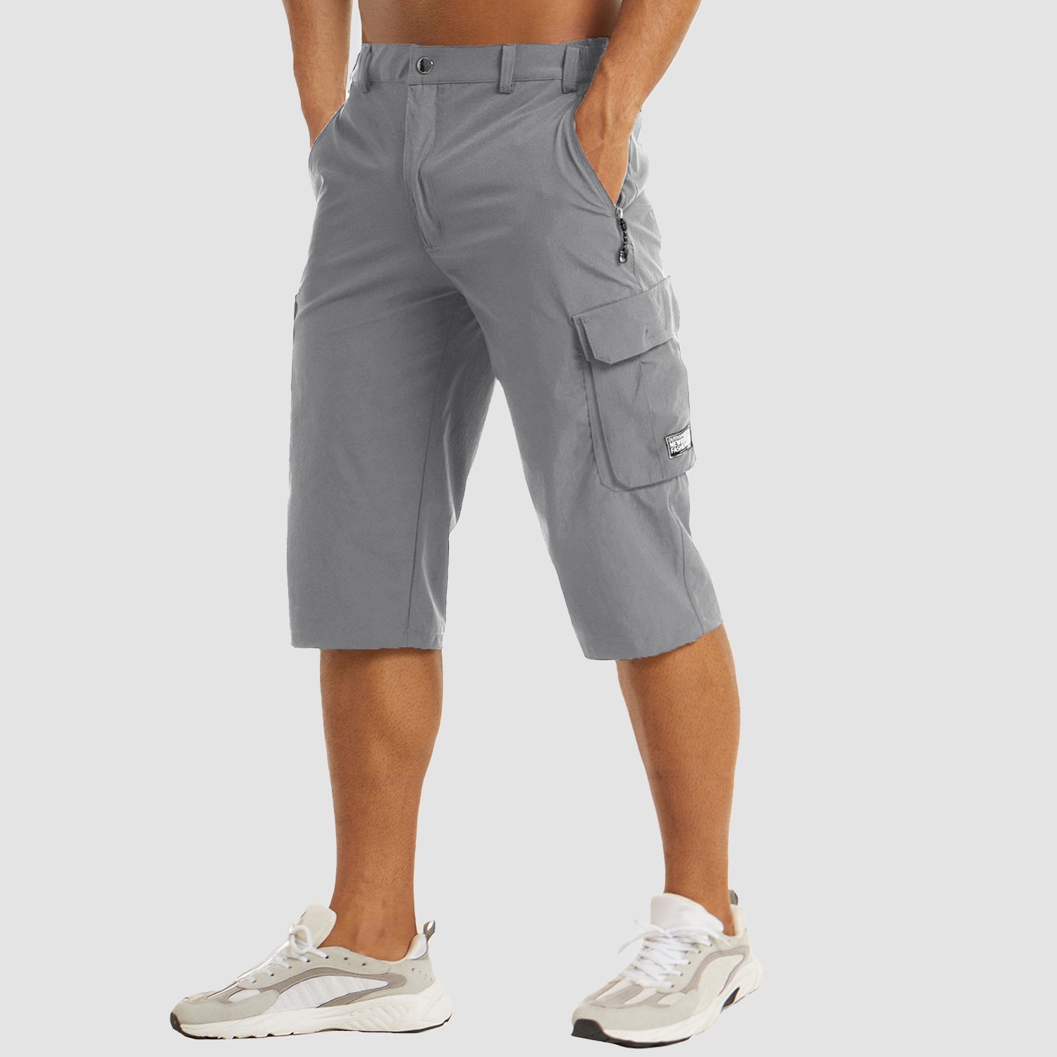 Kurze Herrenhose mit mehreren Taschen