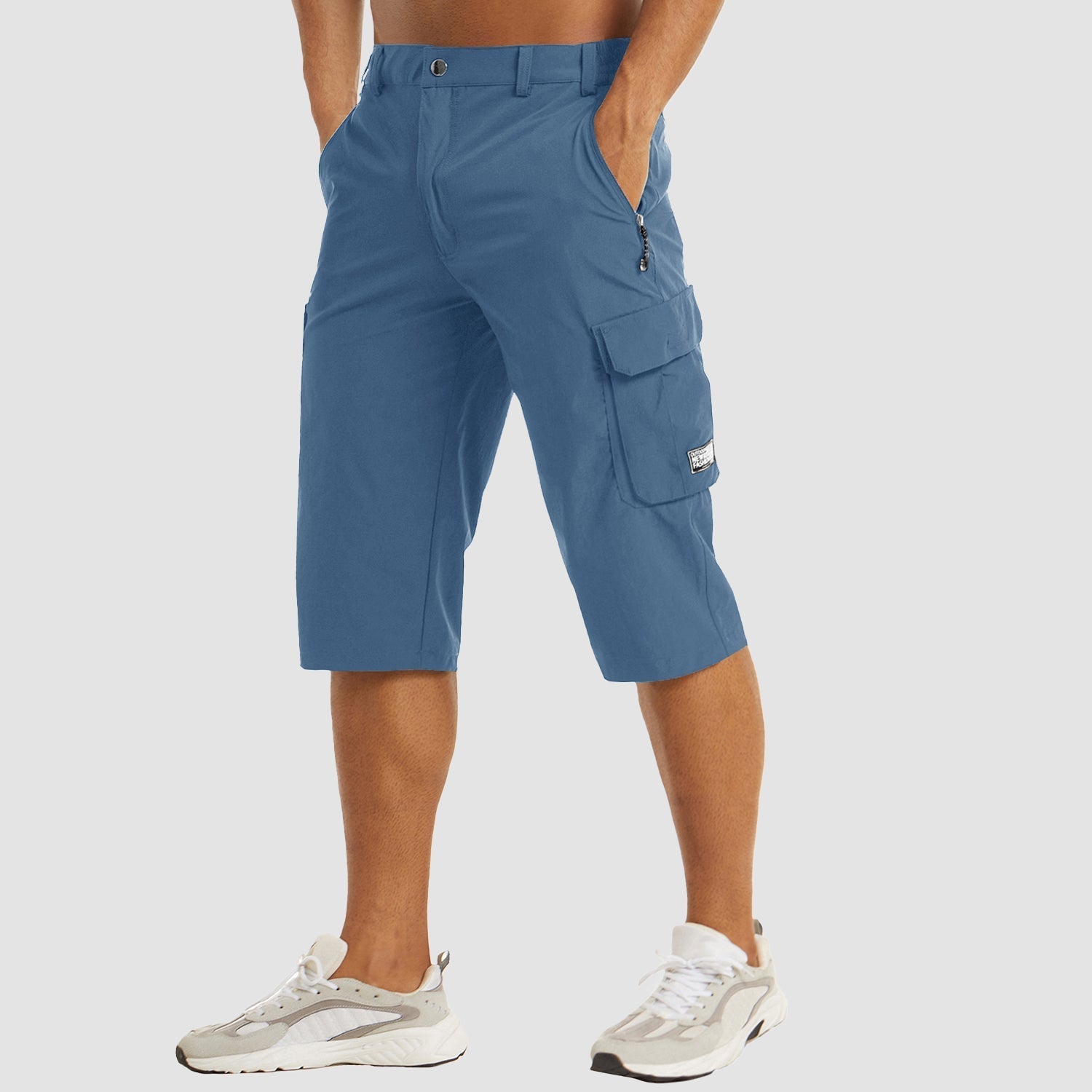 Kurze Herrenhose mit mehreren Taschen