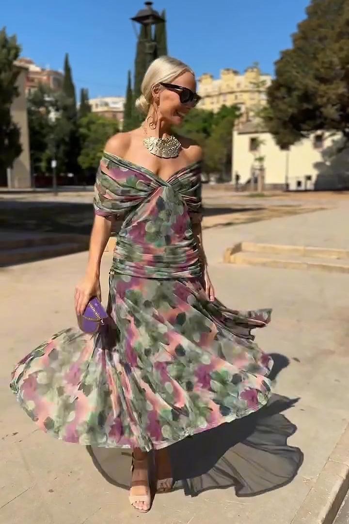 Maxi Kleid mit V-Ausschnitt und fließender Form