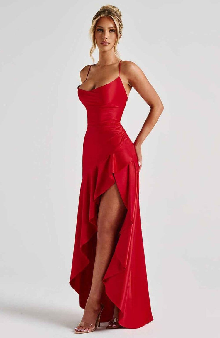Maxikleid mit schmalen Trägern und Rüschenabschluss