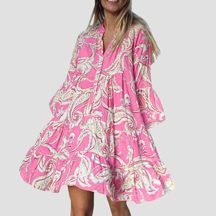 Kurzes Strandkleid mit verspieltem Muster