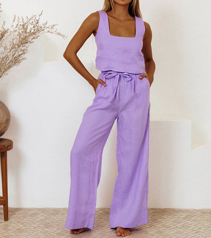 Sommerliche Damen Kombination mit weiter Hose und ärmellosem Oberteil