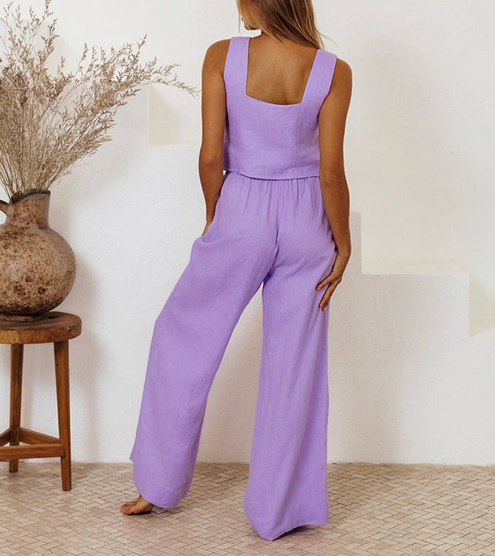Sommerliche Damen Kombination mit weiter Hose und ärmellosem Oberteil