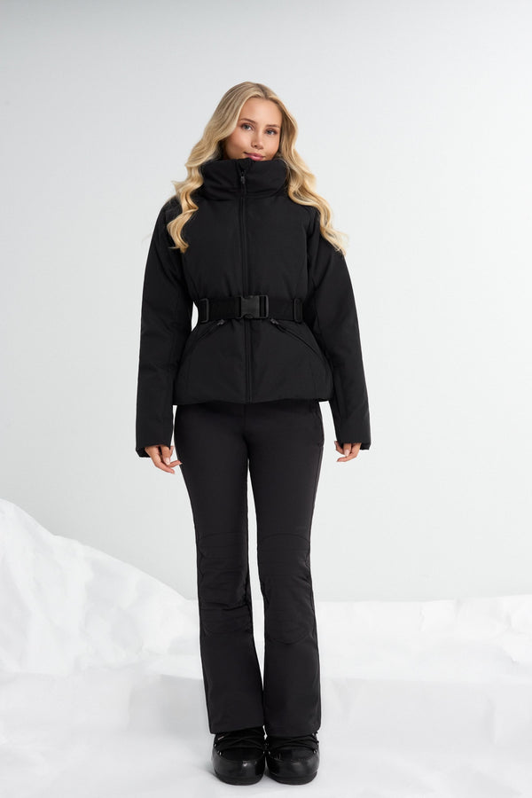 Sportliche Skijacke mit hohem Kragen