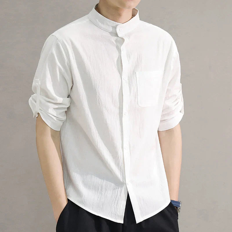 Herren Hemd mit moderner Form und schlichtem Stil