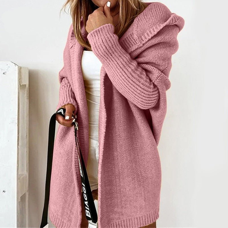 Stilvolle Damen Strickjacke mit Kapuze