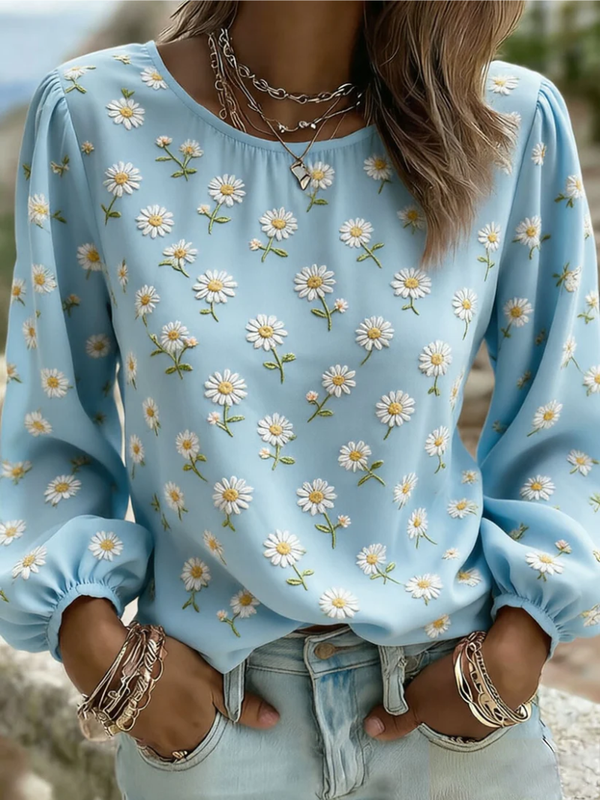 Zarte Bluse mit Blumen für den Alltag