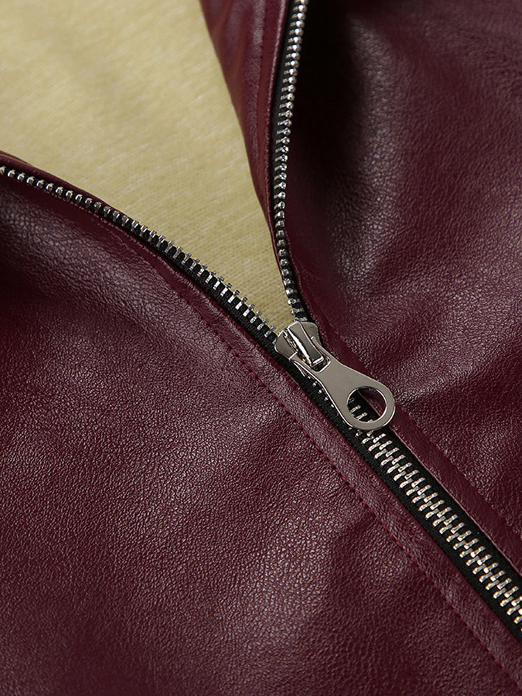 Zeitgemäße kurze Damenjacke mit geschmackvollem Aussehen