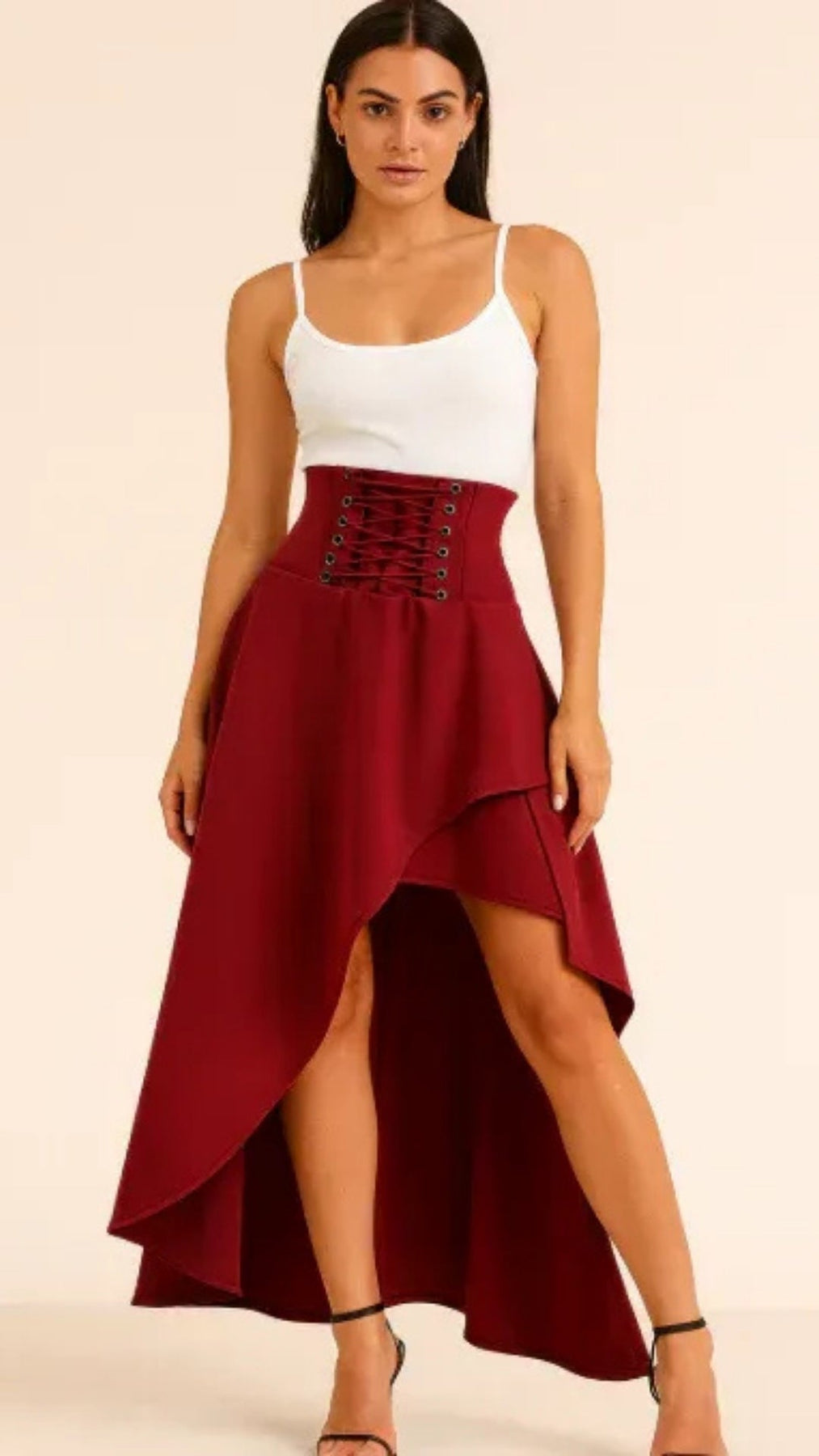 Asymmetrischer Midirock mit Schlitz
