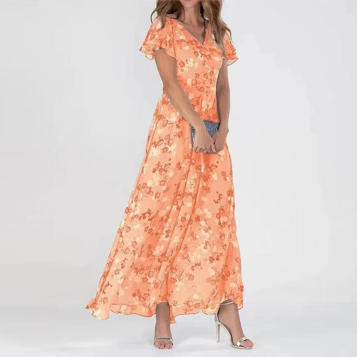 Langes Blumenkleid mit kurzen Ärmeln