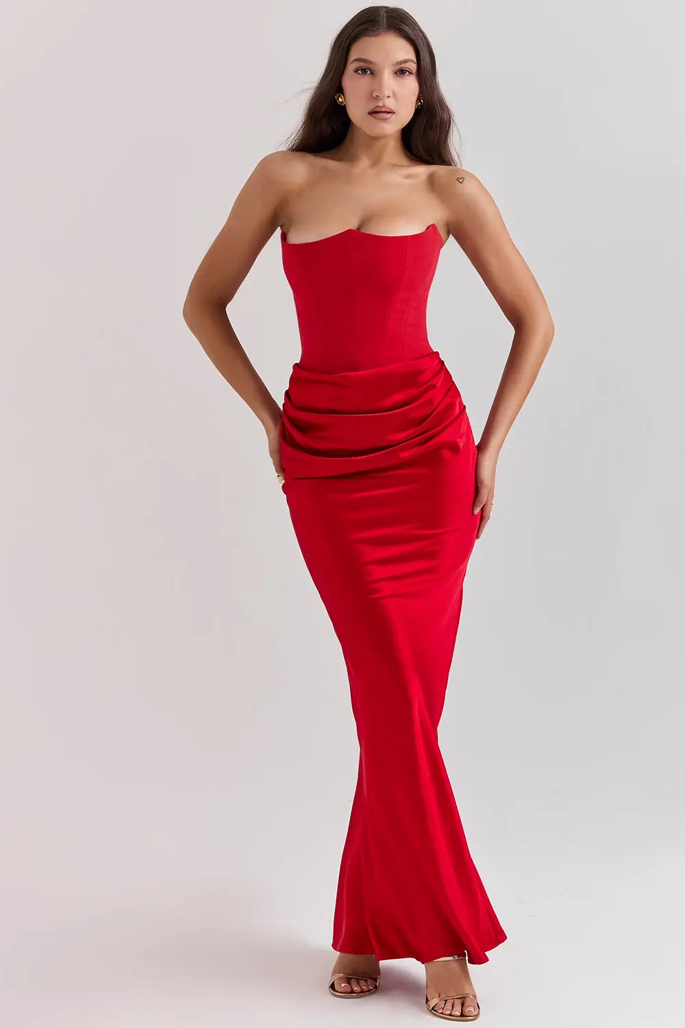Trägerloses Maxikleid mit Korsettform