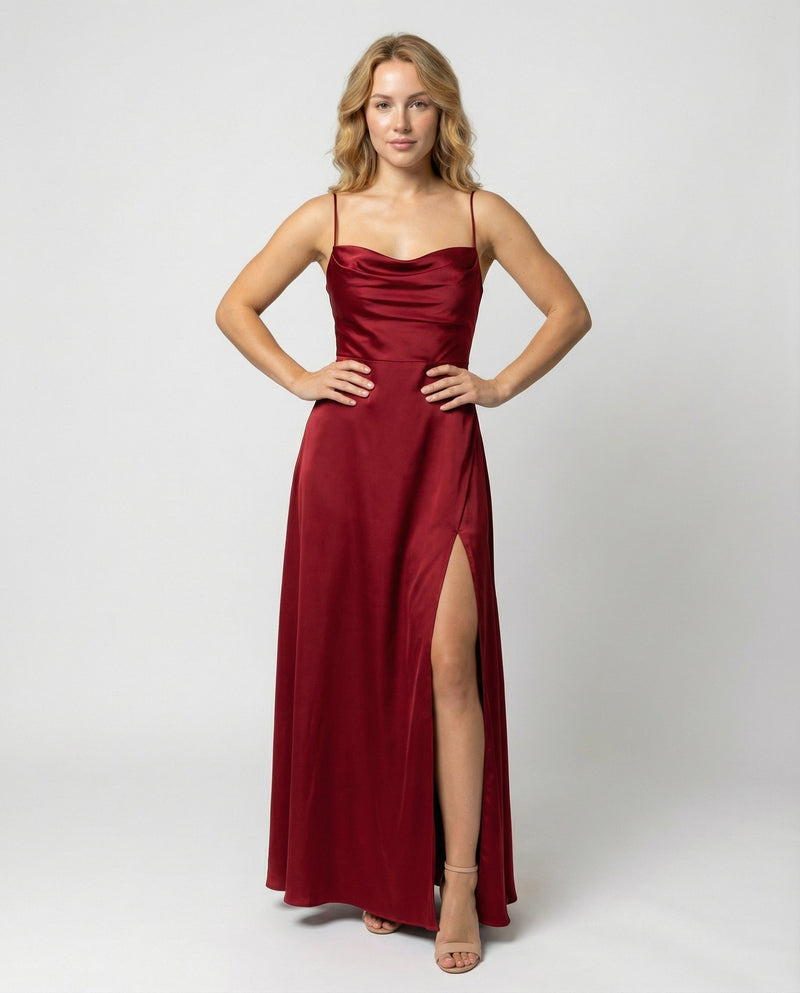 Maxikleid mit Korsettform und Schlitz