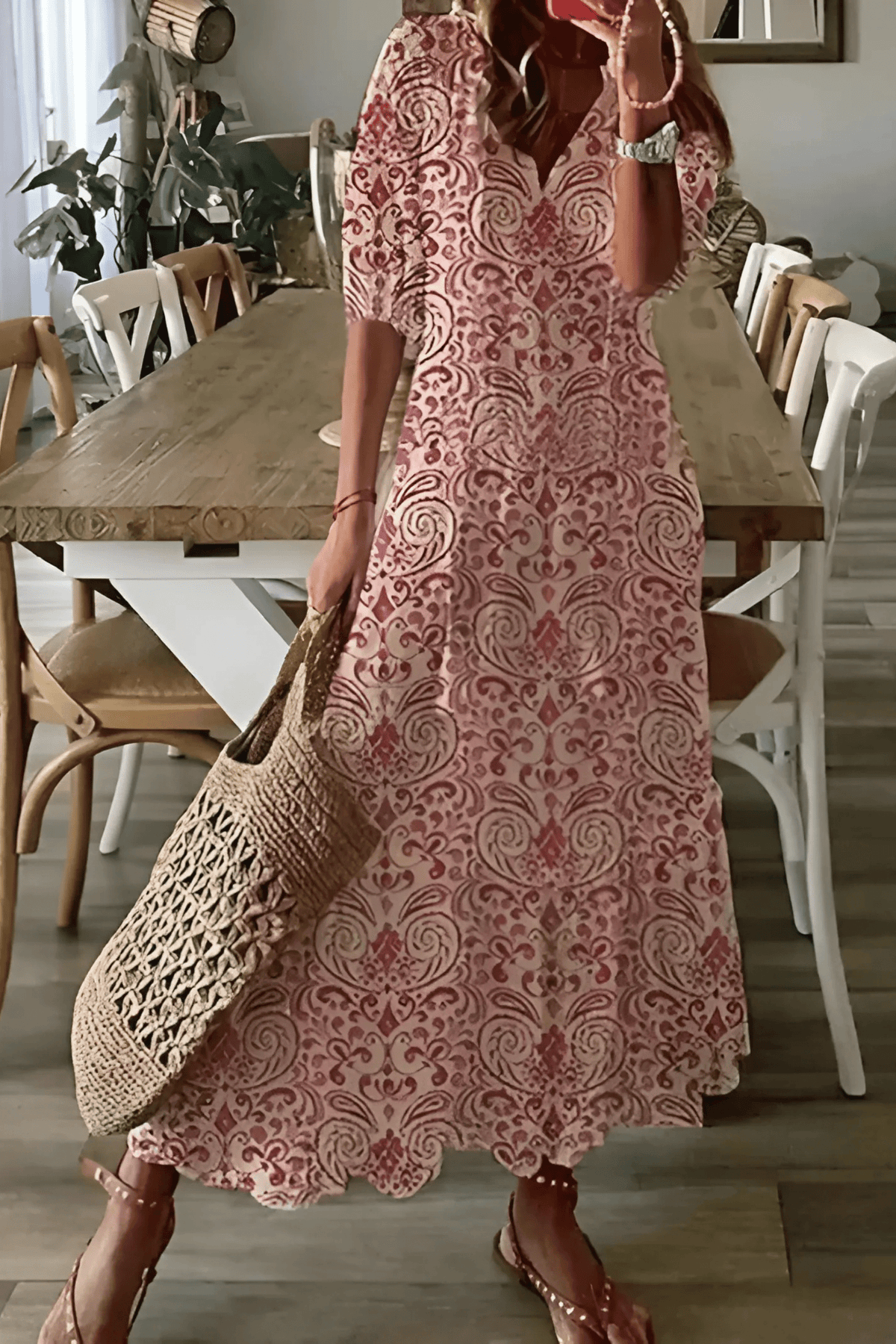 Midikleid mit Muster und kurzen Ärmeln